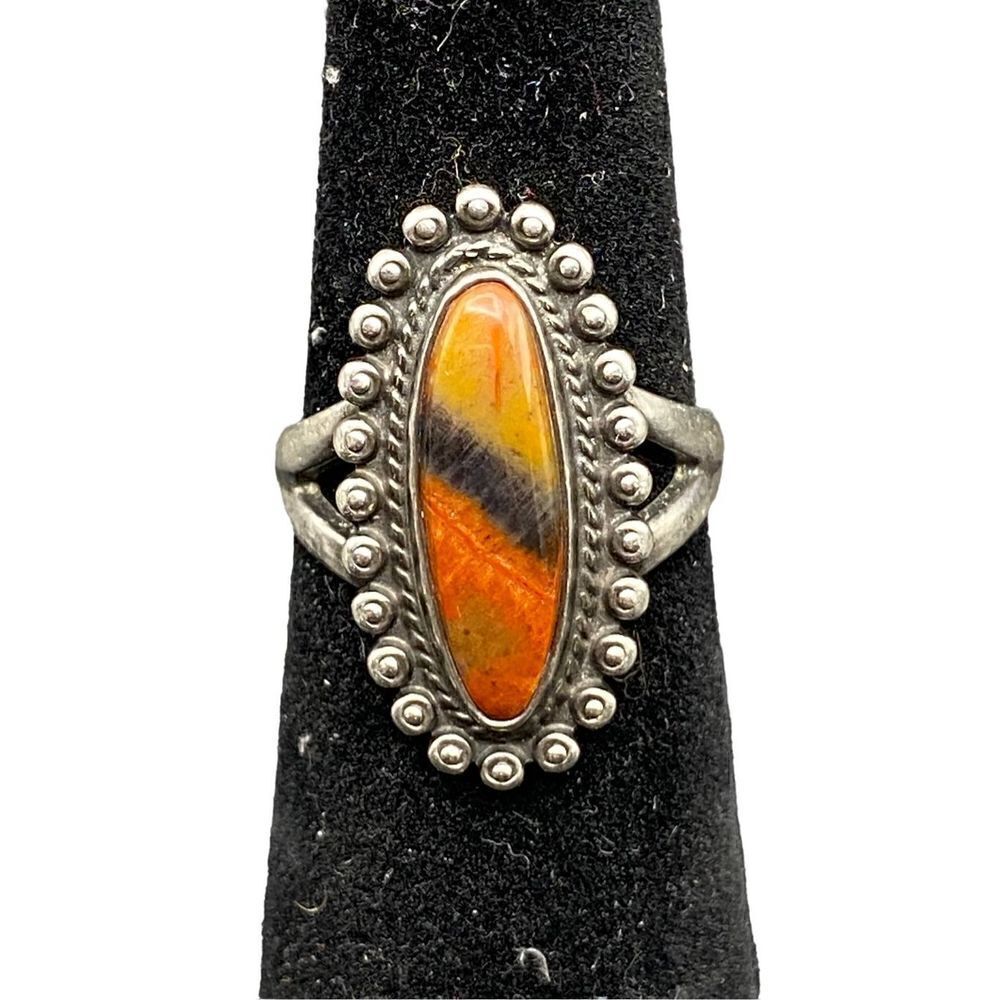 Vintage silver jasper surrounded by rope and dotted detail ring